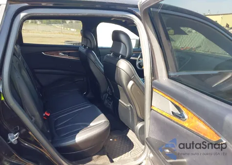 2017 Lincoln Mkx Reserve z USA, uszkodzony, nr VIN 2LMPJ8LR7HBL48876